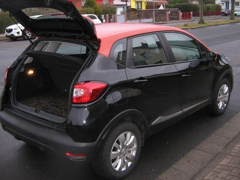 Gebraucht Renault Captur Life 90 PS (66 kW) 2017 Schwarz SUV