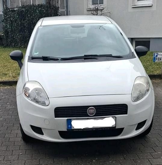 Gebraucht Fiat Punto 69 PS (50 kW) 2011 Weiß Kleinwagen
