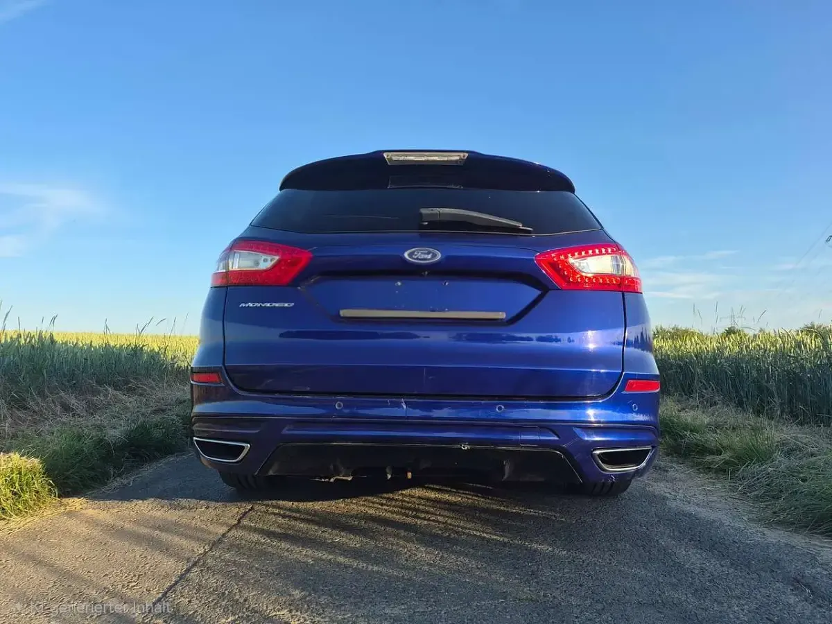 Gebraucht Ford Mondeo ST-Line 179 PS (131 kW) 2017 Blau Kombi
