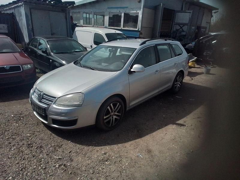 Gebraucht VW Golf VI 122 PS (89 kW) 2008 Silber Kleinwagen