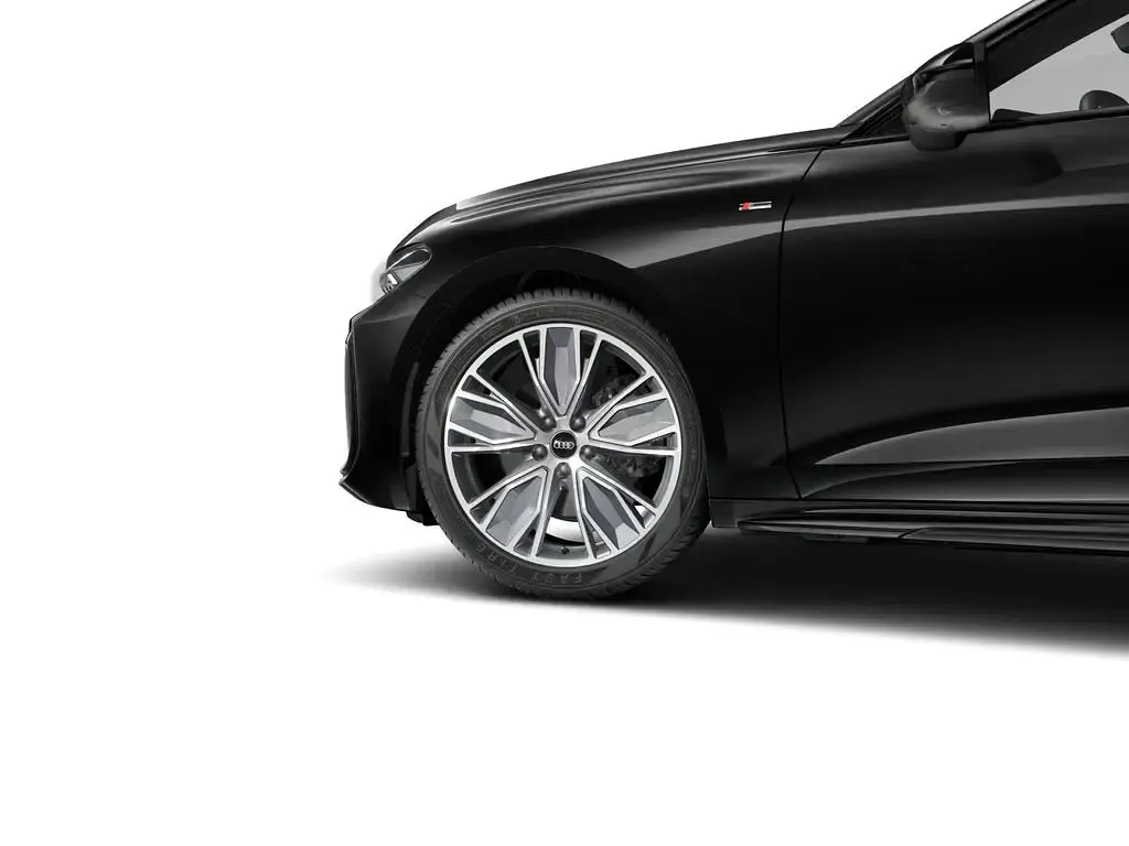 Gebraucht Audi A5 S-Line 204 PS (150 kW) 2025 Mythosschwarz metallic Kombi