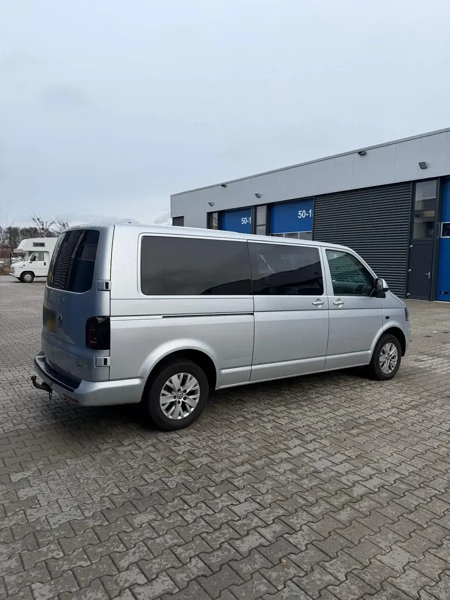 Gebraucht VW Transporter 186 PS (136 kW) 2014 Silber Van