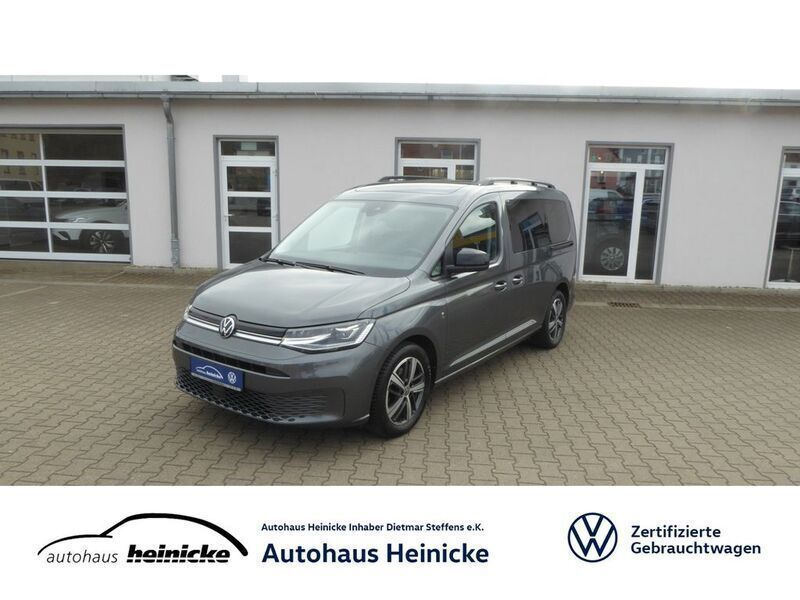 Grau Gebraucht 2021 VW Caddy Maxi Life Move Van / Kleinbus | 31.930 € (Etwas zu teuer) - Bild 1/4