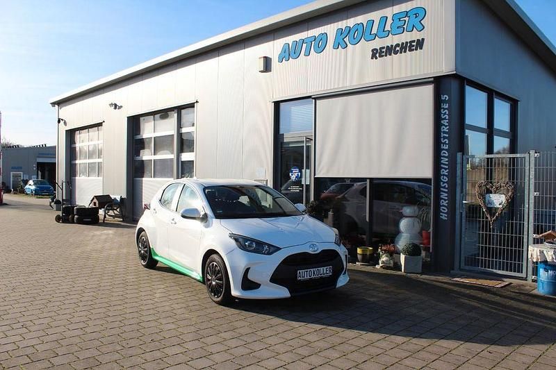 Gebraucht Toyota Yaris Comfort 72 PS (52 kW) 2022 Weiß Limousine