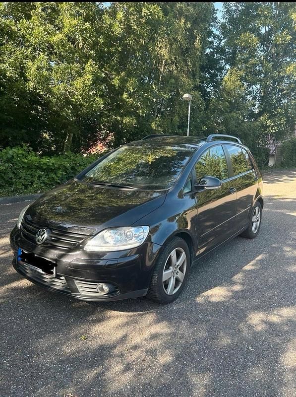 Schwarz Gebraucht 2008 VW Golf Plus Cross Van / Kleinbus | 7.800 € (Teuer) - Bild 1/4
