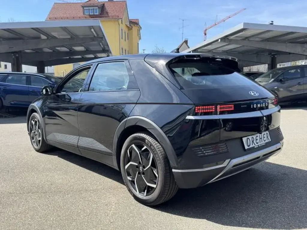Gebraucht Hyundai Ioniq 5 125 kW (170 PS) 2024 Abyss black / mic (metallic) SUV