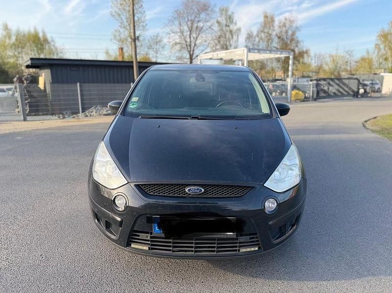Gebraucht Ford S-MAX Trend 140 PS (102 kW) 2009 Schwarz Van / Kleinbus