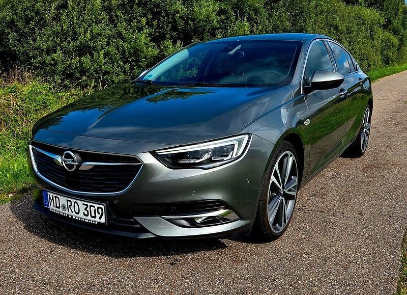 Gebraucht Opel Insignia Ultimate 170 PS (125 kW) 2018 Grau Limousine