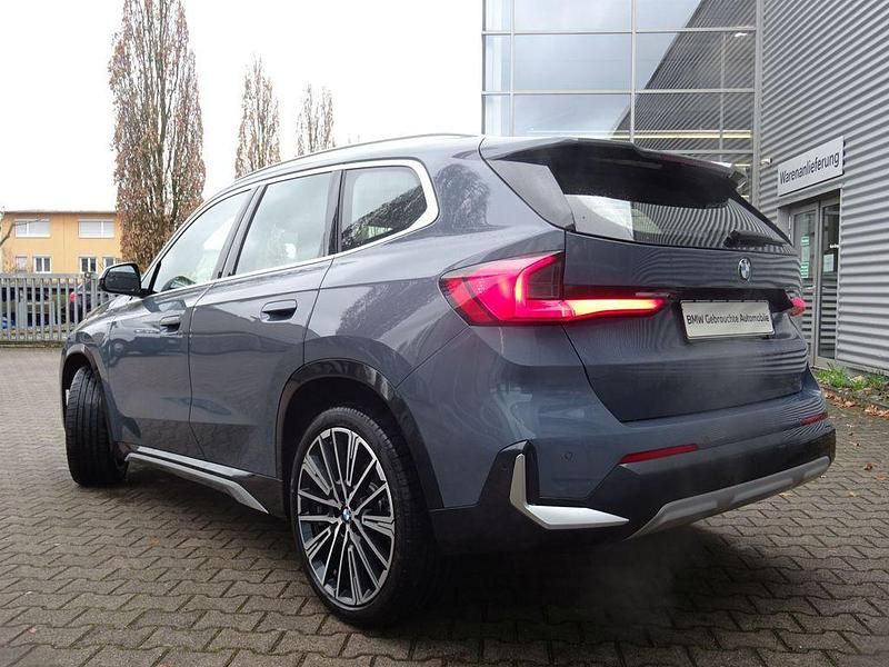 Gebraucht BMW X1 xLine 218 PS (160 kW) 2023 Bmw individual storm bay metal SUV