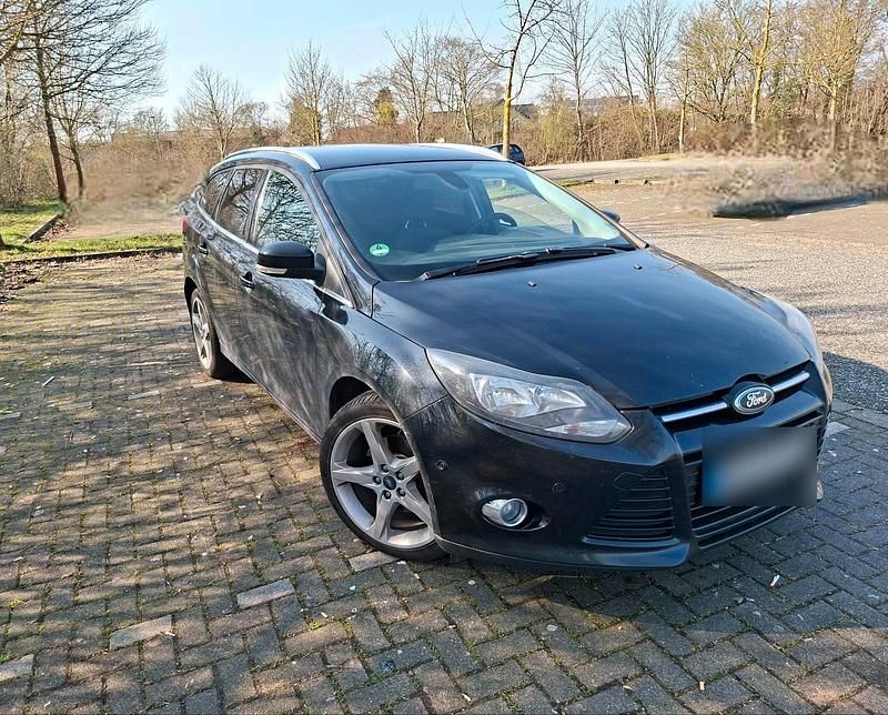 Gebraucht Ford Focus Titanium 163 PS (119 kW) 2013 Schwarz Kombi