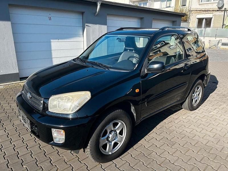 Gebraucht Toyota RAV4 125 PS (91 kW) 2001 Schwarz SUV