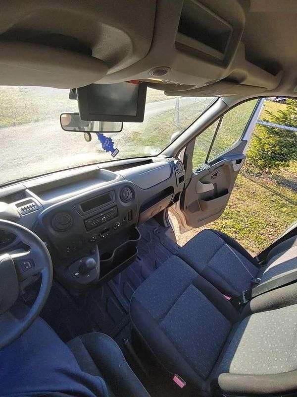 Gebraucht Opel Movano S 170 PS (125 kW) 2017 Silber Van / Kleinbus