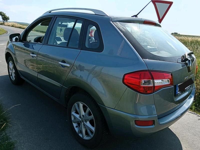 Grau Gebraucht 2009 Renault Koleos SUV | 2.000 € (Fairer Preis) - Bild 1/4