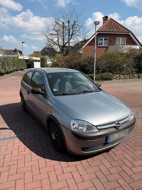 Gebraucht Opel Corsa 75 PS (55 kW) 2003 Silber Kleinwagen