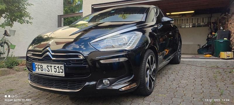Schwarz Gebraucht 2016 Citroën DS5 Kleinwagen | 10.999 € - Bild 1/4