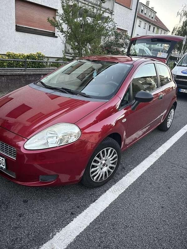 Gebraucht 2009 Fiat Punto Kleinwagen | 2.500 € (Guter Preis) - Bild 1/4