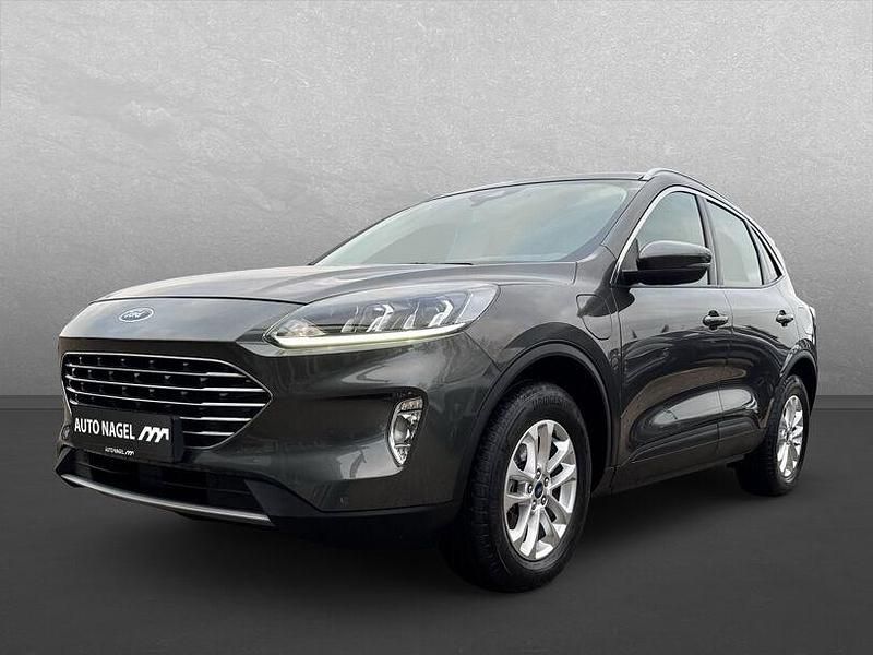 Gebraucht Ford Kuga Titanium 152 PS (111 kW) 2021 Lackierung (metallic) SUV