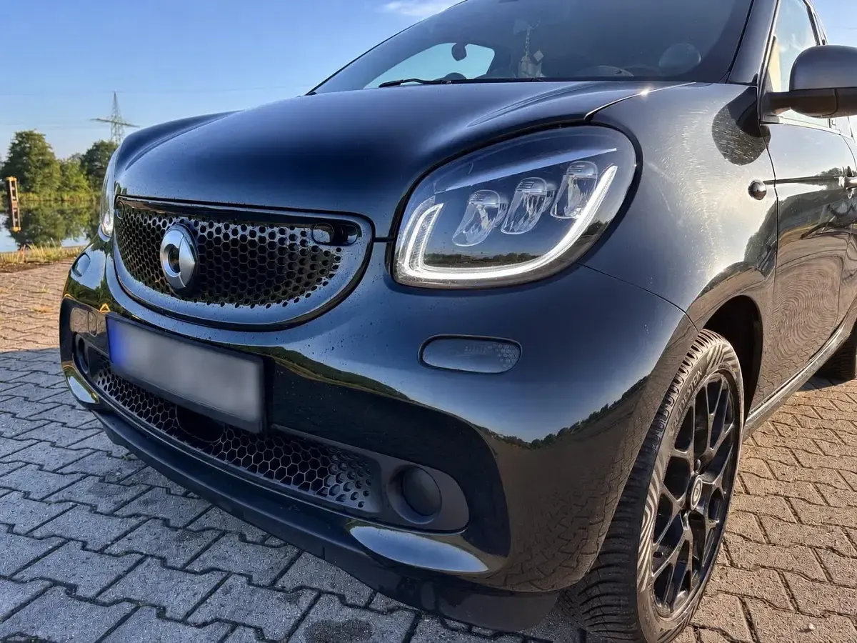 Gebraucht Smart ForFour Electric Drive Passion 60 kW (82 PS) 2018 Schwarz Kleinwagen