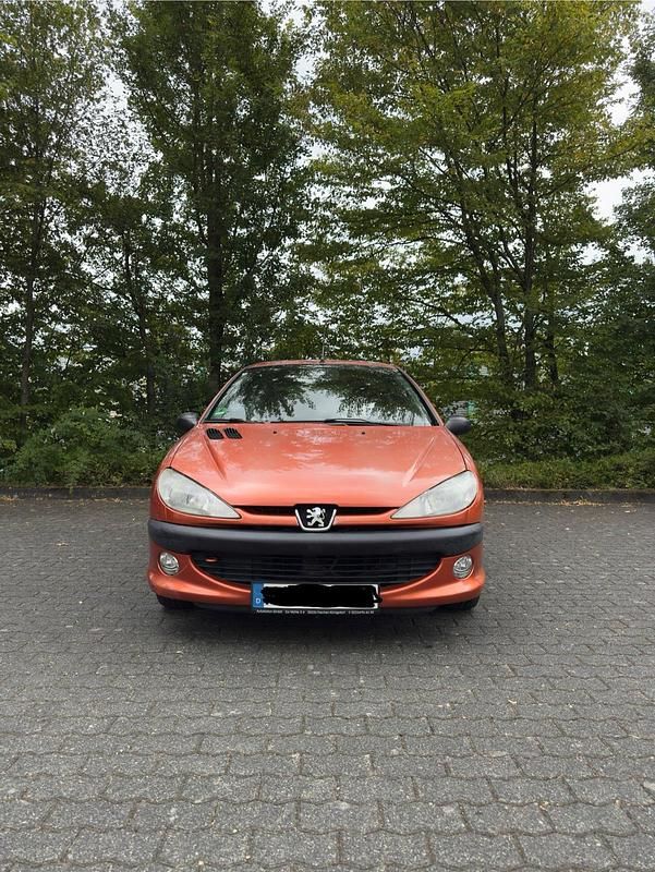 Orange Gebraucht 1999 Peugeot 206 Kleinwagen | 990 € (Fairer Preis) - Bild 1/4