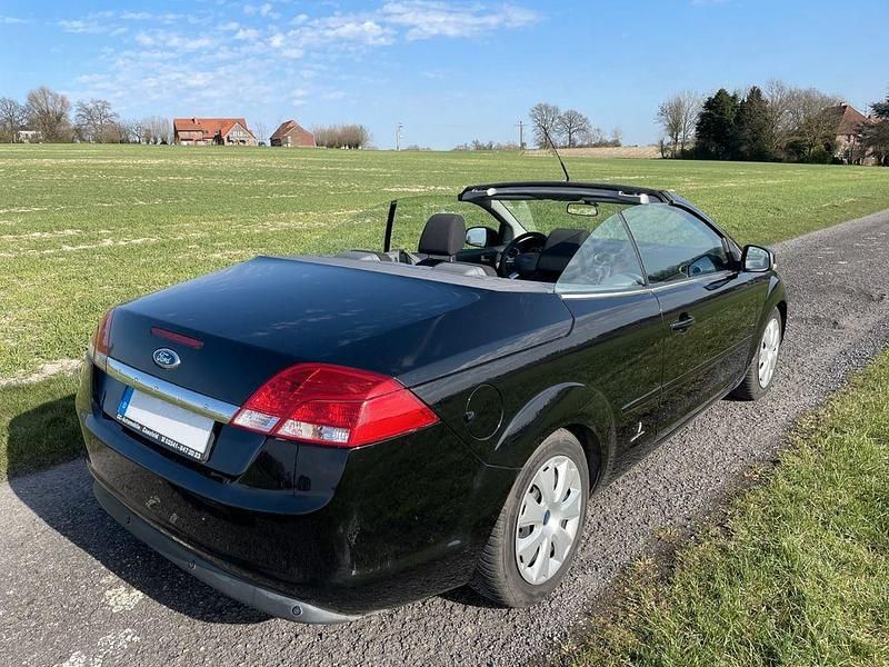 Gebraucht Ford Focus Cabriolet Trend 136 PS (100 kW) 2010 Schwarz Cabrio