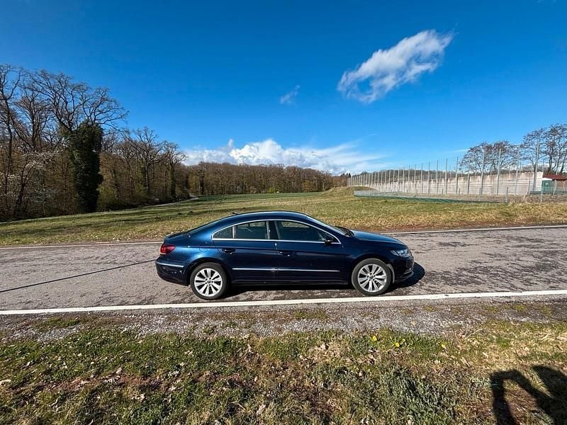 Gebraucht VW Passat 211 PS (155 kW) 2012 Blau Limousine