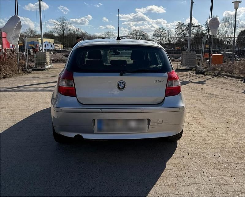 Gebraucht BMW 118 129 PS (94 kW) 2006 Grau Kleinwagen