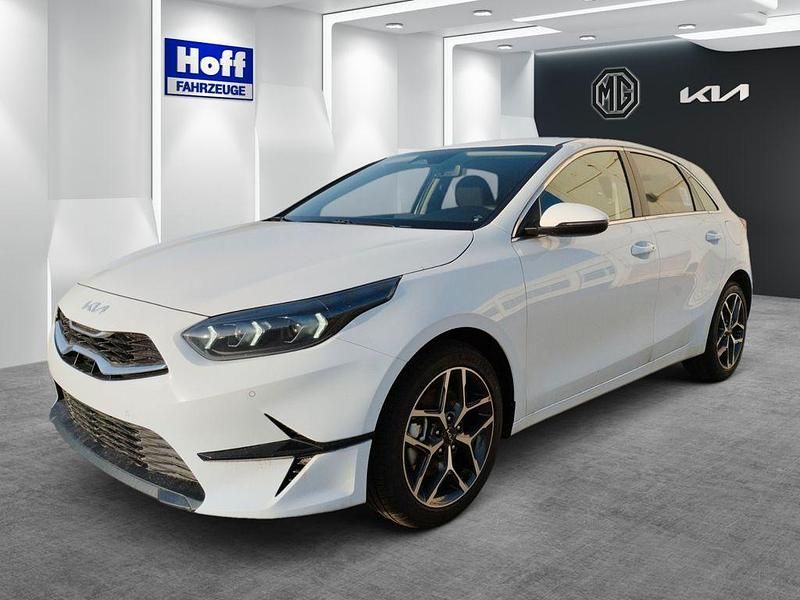 Neu Kia Ceed Style 101 PS (74 kW) 2026 Wd) casa white s (weiss Kleinwagen