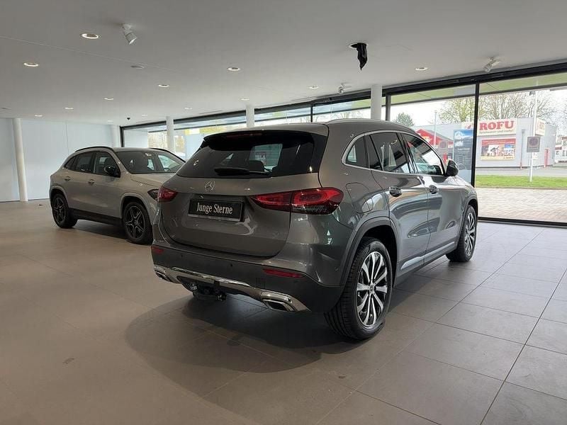 Second-hand Mercedes GLA250 Progressive 218 CP (160 kW) 2022 Gri SUV