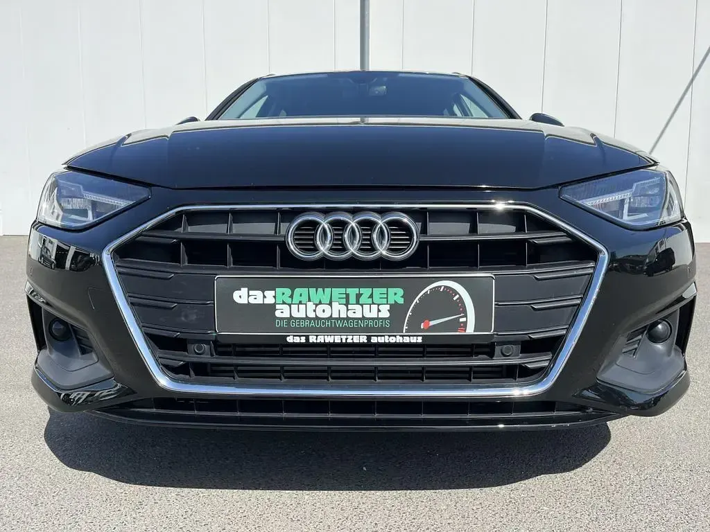 Gebraucht Audi A4 150 PS (110 kW) 2022 Schwarz Kombi