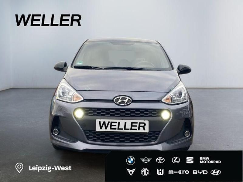 Gebraucht Hyundai i10 Passion 87 PS (63 kW) 2018 Grau Kleinwagen