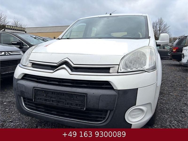 Weiß Gebraucht 2014 Citroën Berlingo Tendance Van / Kleinbus | 2.950 € (Guter Preis) - Bild 1/4