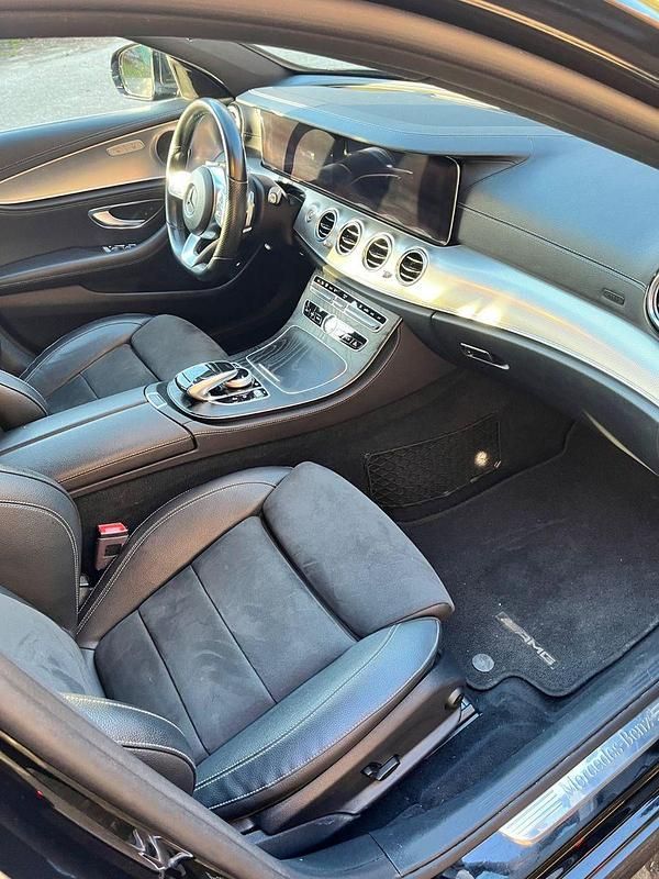 Gebraucht Mercedes E300 306 PS (225 kW) 2019 Schwarz Kombi