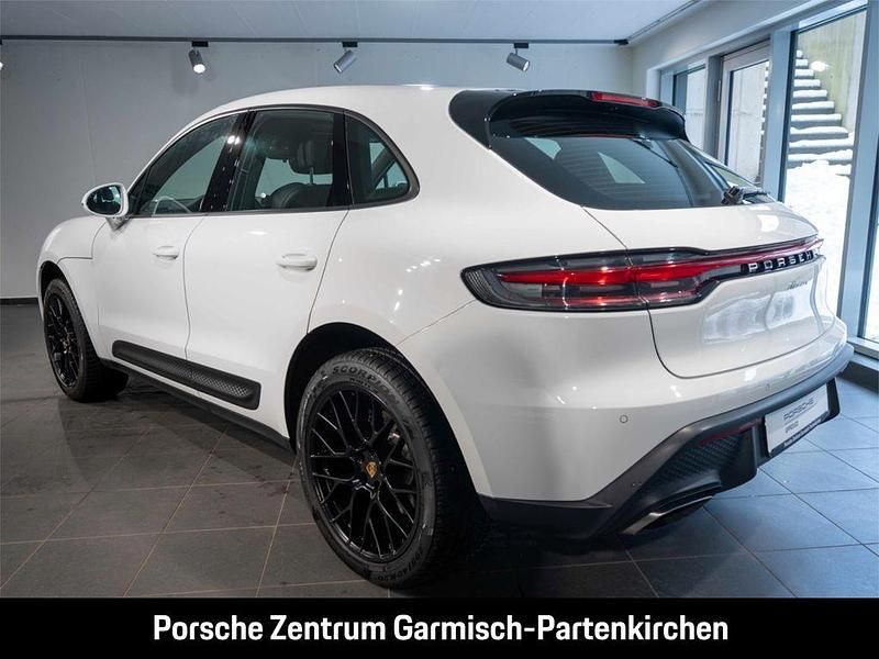 Gebraucht Porsche Macan 265 PS (194 kW) 2024 Pure white SUV
