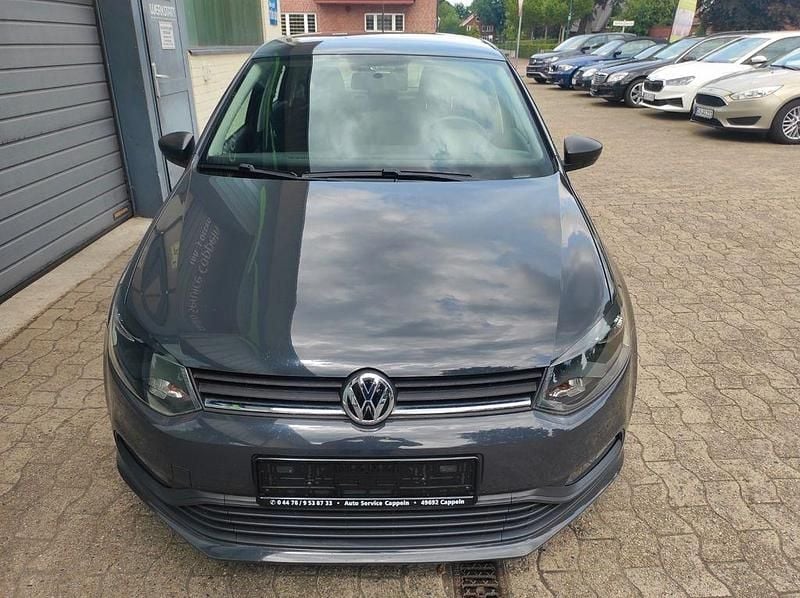 Gebraucht VW Polo 60 PS (44 kW) 2016 Grau Limousine