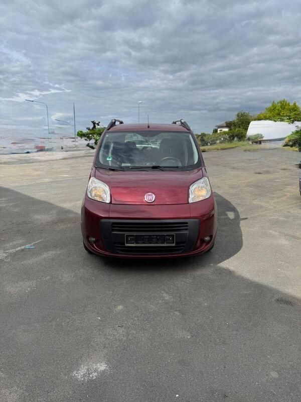 Rot Gebraucht 2012 Fiat Qubo Trekking Van / Kleinbus | 3.000 € (Guter Preis) - Bild 1/4