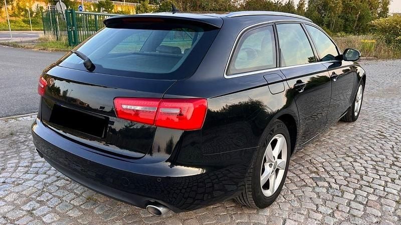 Gebraucht Audi A6 Ambiente 204 PS (150 kW) 2013 Schwarz Kombi