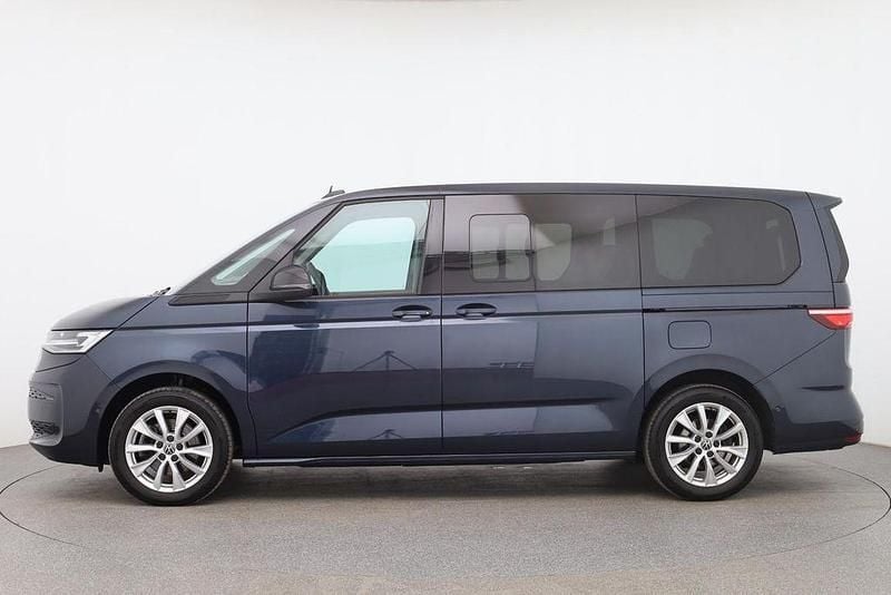 Gebraucht VW Multivan Life 150 PS (110 kW) 2024 Blau Van / Kleinbus