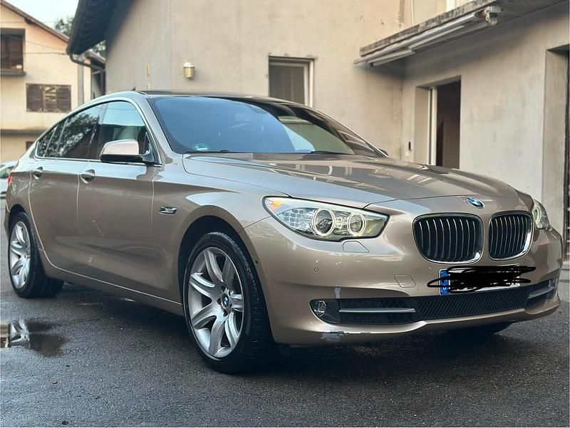 Gebraucht BMW 520 184 PS (135 kW) 2012 Gold Limousine