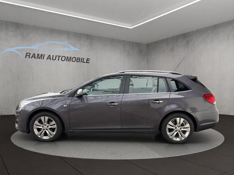Gebraucht Chevrolet Cruze 140 PS (102 kW) 2015 Grau Kombi