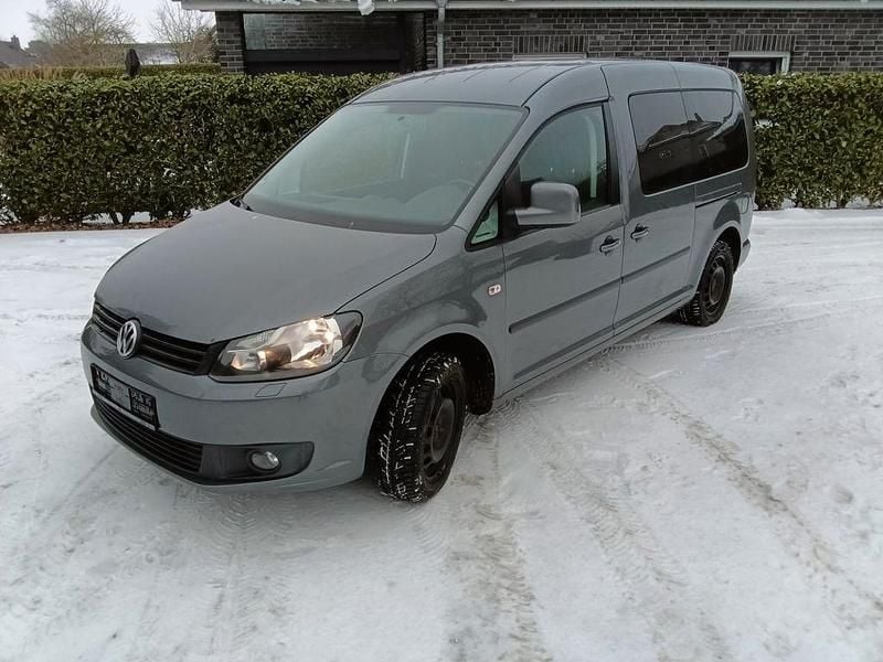 Braun Gebraucht 2012 VW Caddy Maxi Comfortline Van / Kleinbus | 9.999 € (Fairer Preis) - Bild 1/4