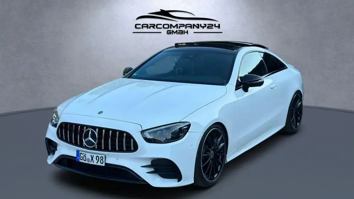 Gebraucht Mercedes E220 AMG line 194 PS (142 kW) 2021 Weiß Coupé