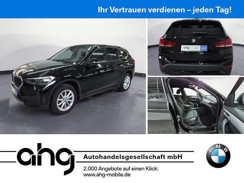 Schwarz Gebraucht 2022 BMW X1 Advantage SUV | 25.930 € (Fairer Preis) - Bild 1/4