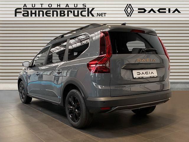 Neu Dacia Jogger Extreme 101 PS (74 kW) 2025 Grau Van / Kleinbus