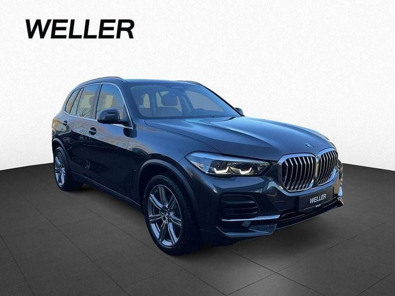 Gebraucht BMW X5 Comfort Edition 286 PS (210 kW) 2022 Sophistograu brillanteffekt (grau) SUV