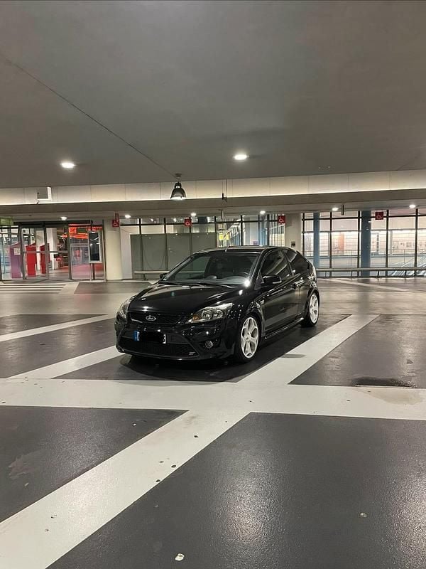 Second-hand Ford Focus ST 225 CP (165 kW) 2009 Negru