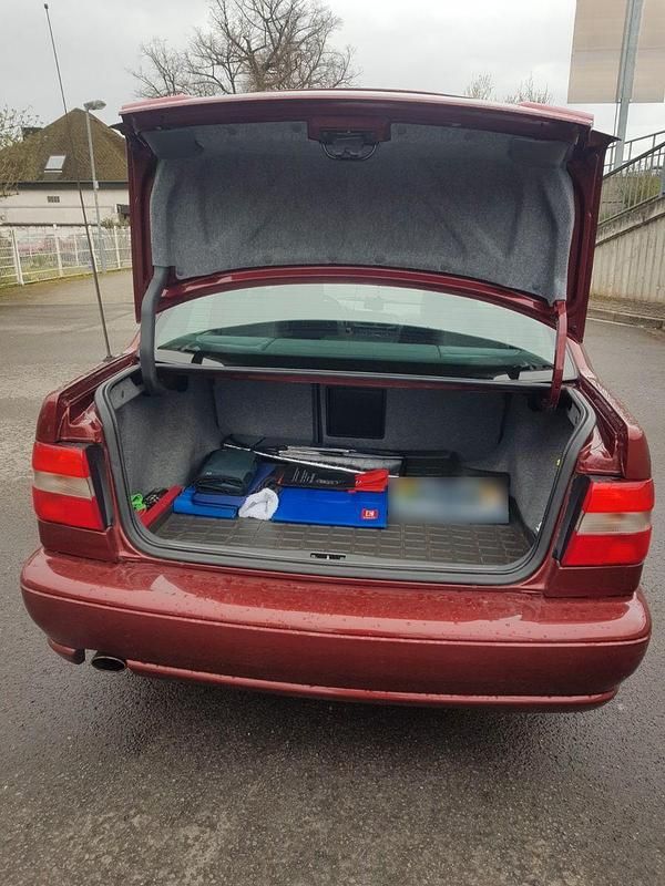 Gebraucht Volvo S70 170 PS (125 kW) 2000 Rot Limousine