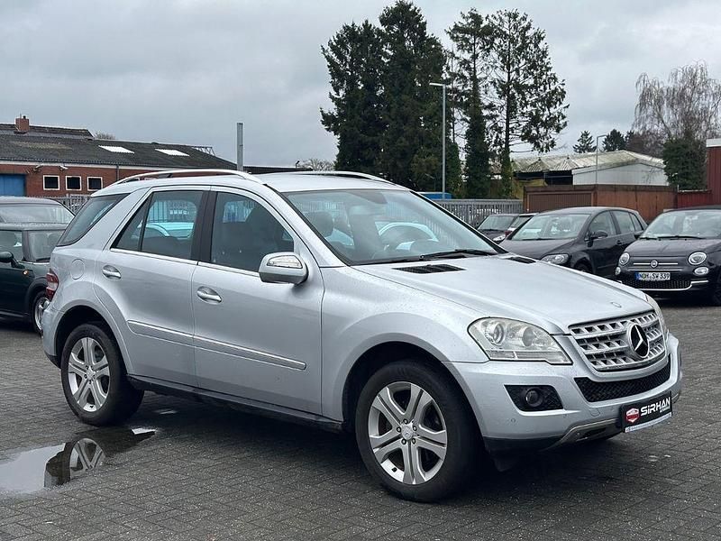 Gebraucht Mercedes ML320 Sport 224 PS (164 kW) 2009 Silber SUV