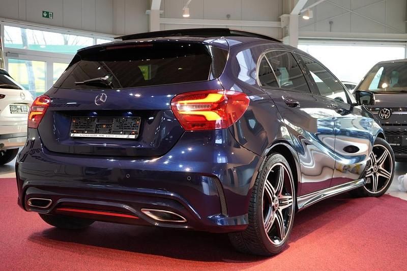 Gebraucht Mercedes A250 AMG 218 PS (160 kW) 2016 Blau Limousine