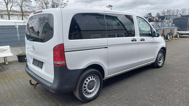 Gebraucht Mercedes Vito 190 PS (139 kW) 2016 Weiß Van