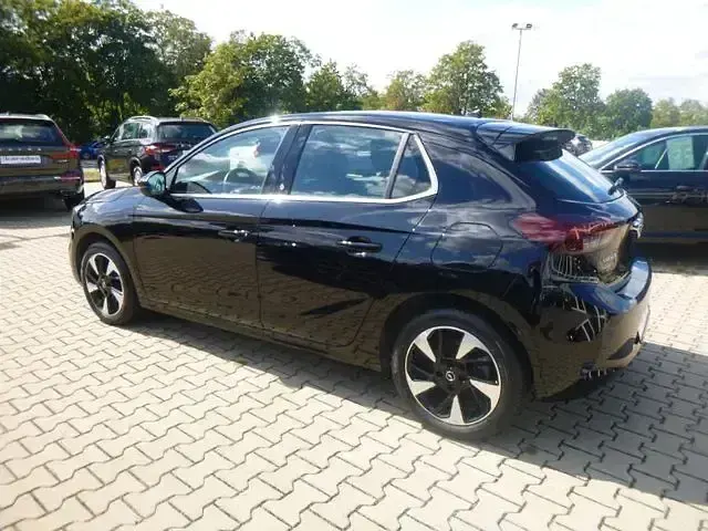 Gebraucht Opel Corsa-e Elegance 100 kW (136 PS) 2023 Andere Kleinwagen